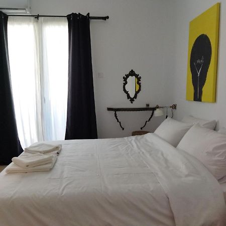 Minimal Apartment By The Beach Corinth ภายนอก รูปภาพ