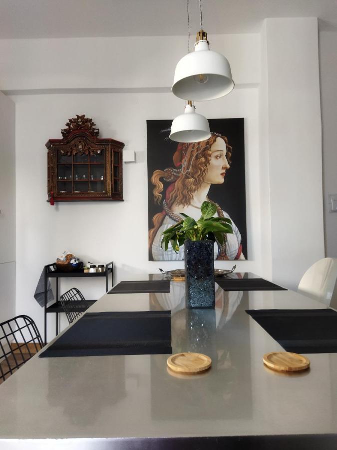 Minimal Apartment By The Beach Corinth ภายนอก รูปภาพ